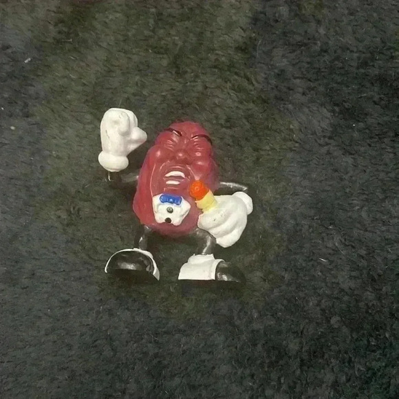 Vintage Set of  6 California Raisins collectibles. - Picture 6 of 9